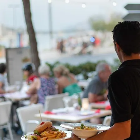 エォロ 3* ポルト・ダ・ポリェンサ