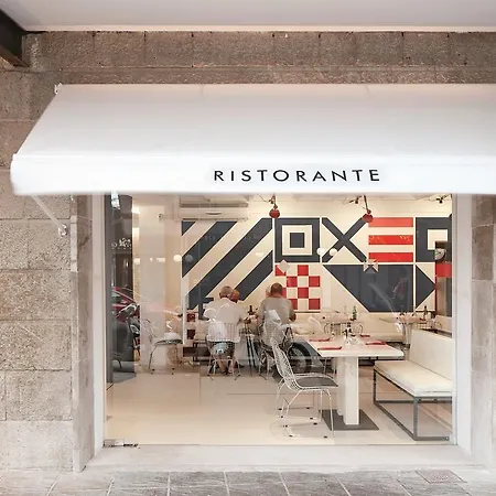 エォロ 3* ポルト・ダ・ポリェンサ